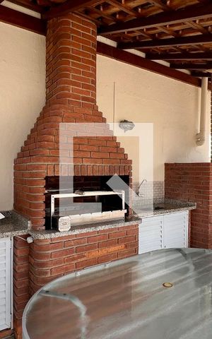 Apartamento à venda com 126m², 4 quartos e 2 vagas Apartamento à venda com 126m², 4 quartos e 2 vagasChurrasqueira