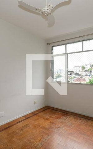 Apartamento à venda com 60m², 2 quartos e sem vaga Apartamento à venda com 60m², 2 quartos e sem vagaSala