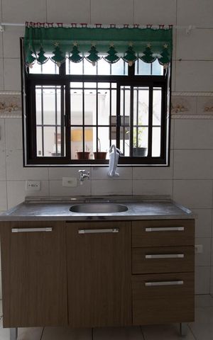 Casa à venda com 100m², 2 quartos e 1 vaga Casa à venda com 100m², 2 quartos e 1 vagaCozinha