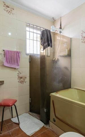 Casa à venda com 295m², 3 quartos e 2 vagas2o. Andar - Quarto 3 - Suíte/ Banheiro