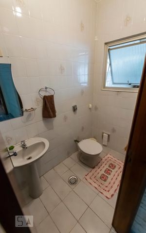 Casa à venda com 295m², 3 quartos e 2 vagas1o. Andar - Lavabo