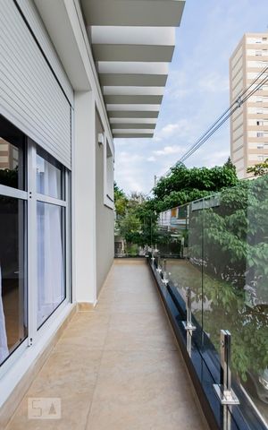 Casa à venda com 215m², 3 quartos e 2 vagas2o. Andar - Quarto 3 - Suíte/ Varanda
