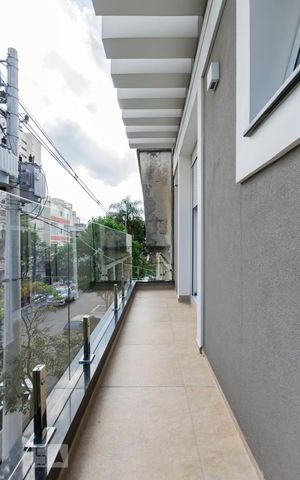 Casa à venda com 215m², 3 quartos e 2 vagas2o. Andar - Quarto 3 - Suíte/ Varanda