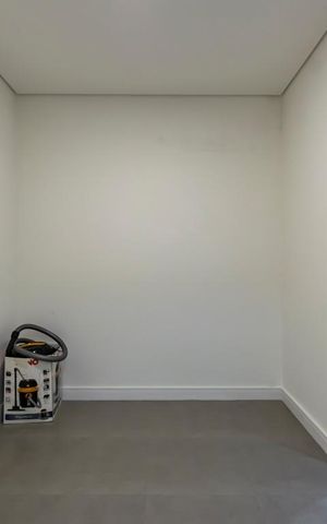 Casa à venda com 215m², 3 quartos e 2 vagas1o. Andar - Quarto de serviço