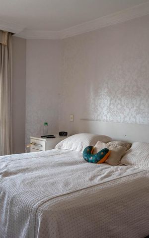 Apartamento à venda com 187m², 3 quartos e 3 vagas Apartamento à venda com 187m², 3 quartos e 3 vagasSuíte 1