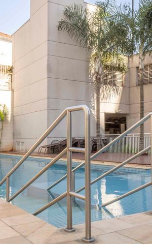 Apartamento à venda com 53m², 2 quartos e 1 vaga Apartamento à venda com 53m², 2 quartos e 1 vagaÁrea comum - Piscina