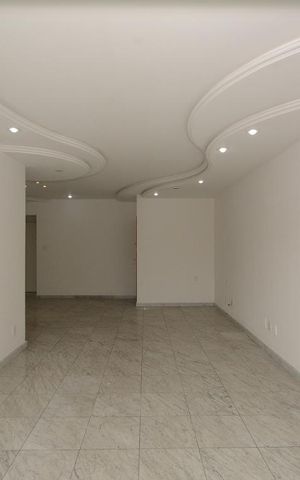 Apartamento à venda com 166m², 4 quartos e 2 vagasSala
