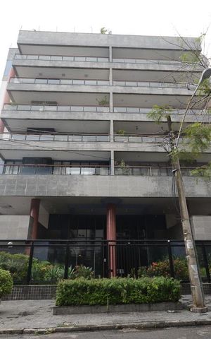 Apartamento à venda com 166m², 4 quartos e 2 vagasFachada 