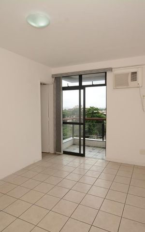 Apartamento à venda com 166m², 4 quartos e 2 vagasSuíte 2