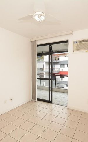 Apartamento à venda com 166m², 4 quartos e 2 vagasQuarto 1