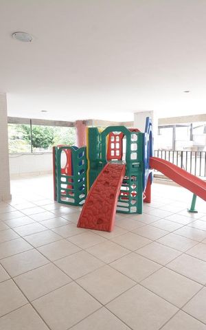 Apartamento à venda com 166m², 4 quartos e 2 vagasÁrea Comum - Playground