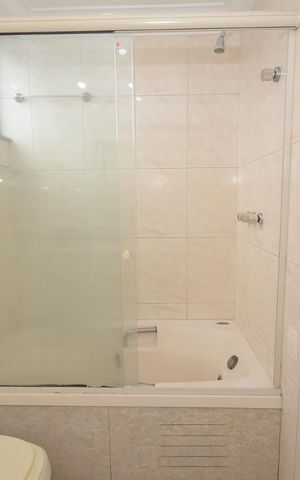 Apartamento à venda com 166m², 4 quartos e 2 vagasBanheiro Suíte 3