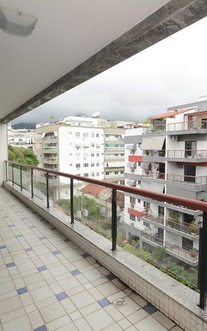 Apartamento à venda com 166m², 4 quartos e 2 vagasVaranda 1