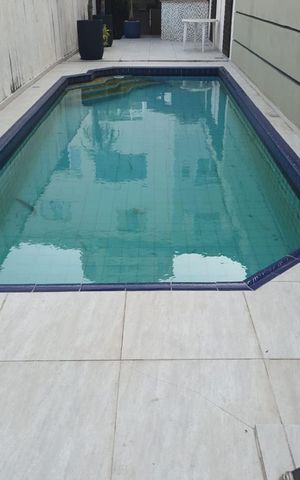 Casa à venda com 310m², 3 quartos e 4 vagas Casa à venda com 310m², 3 quartos e 4 vagasPiscina