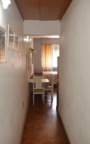 Apartamento à venda com 40m², 1 quarto e sem vagaCorredor