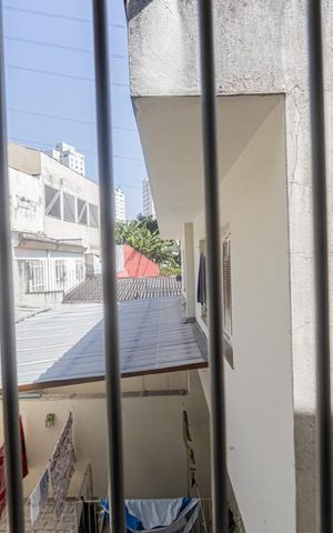 Casa à venda com 250m², 3 quartos e 2 vagas Casa à venda com 250m², 3 quartos e 2 vagasVista Quarto 1