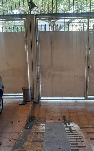 Casa à venda com 180m², 4 quartos e 3 vagas Casa à venda com 180m², 4 quartos e 3 vagasGaragem