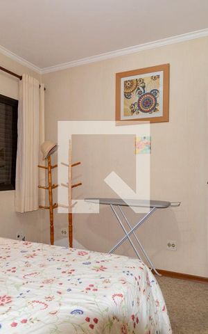 Casa à venda com 216m², 3 quartos e 4 vagas Casa à venda com 216m², 3 quartos e 4 vagasQuarto 2