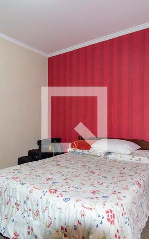 Casa à venda com 216m², 3 quartos e 4 vagas Casa à venda com 216m², 3 quartos e 4 vagasQuarto 2