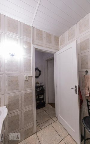 Apartamento à venda com 110m², 2 quartos e sem vagaBanheiro Social