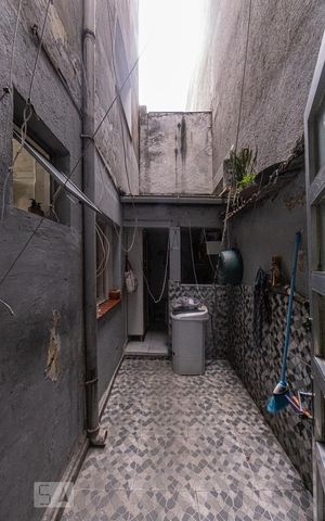 Apartamento à venda com 110m², 2 quartos e sem vagaÁrea de Serviço