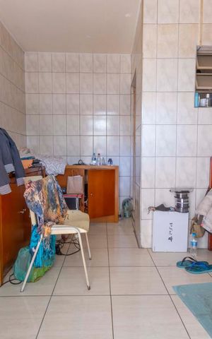 Casa à venda com 250m², 4 quartos e 2 vagasEdícula