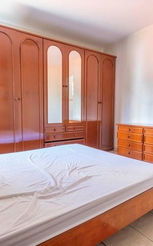 Casa à venda com 250m², 4 quartos e 2 vagasSuíte