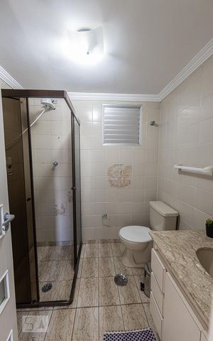 Apartamento à venda com 69m², 3 quartos e 1 vaga Apartamento à venda com 69m², 3 quartos e 1 vagaBanheiro Social