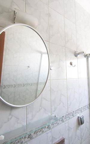 Casa à venda com 272m², 3 quartos e 5 vagas Casa à venda com 272m², 3 quartos e 5 vagasBanheiro
