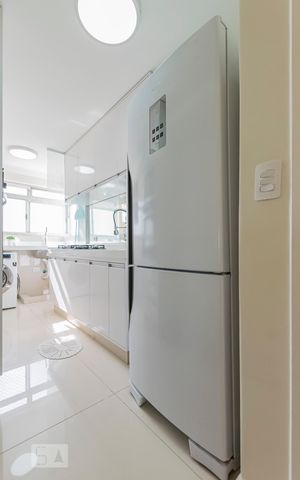 Apartamento à venda com 120m², 2 quartos e 2 vagas1o. Andar - Cozinha