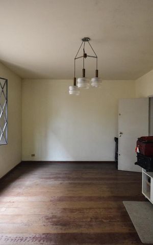 Casa para alugar com 200m², 4 quartos e 3 vagasSala