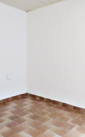 Casa à venda com 100m², 2 quartos e sem vagaSala