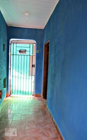 Casa à venda com 100m², 2 quartos e sem vagaEntrada