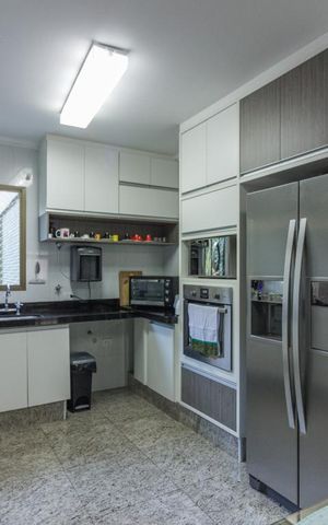 Apartamento à venda com 326m², 4 quartos e 4 vagasCozinha