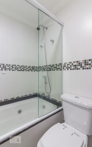 Apartamento à venda com 326m², 4 quartos e 4 vagasBanheiro Suite 1
