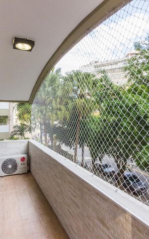 Apartamento à venda com 326m², 4 quartos e 4 vagasVaranda