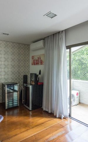 Apartamento à venda com 326m², 4 quartos e 4 vagasSala