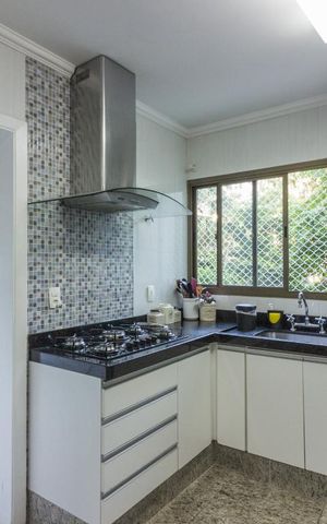 Apartamento à venda com 326m², 4 quartos e 4 vagasCozinha