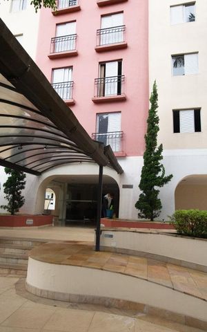 Apartamento para alugar com 47m², 2 quartos e 1 vagaFachada