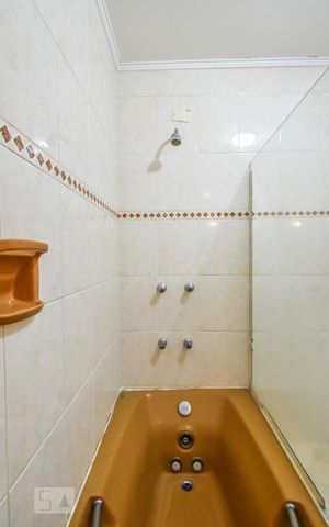 Apartamento para alugar com 179m², 3 quartos e 2 vagas Apartamento para alugar com 179m², 3 quartos e 2 vagasSuíte - Banheiro