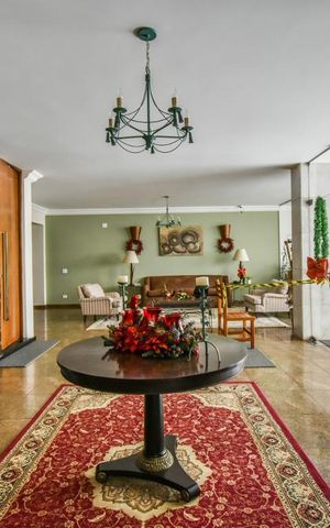 Apartamento para alugar com 179m², 3 quartos e 2 vagas Apartamento para alugar com 179m², 3 quartos e 2 vagasSala de Reunião