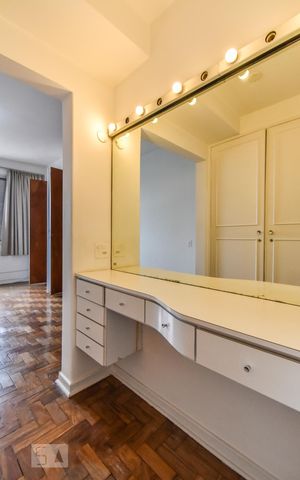 Apartamento para alugar com 179m², 3 quartos e 2 vagas Apartamento para alugar com 179m², 3 quartos e 2 vagasSuíte