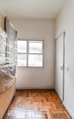 Apartamento para alugar com 179m², 3 quartos e 2 vagas Apartamento para alugar com 179m², 3 quartos e 2 vagasQuarto de Serviço