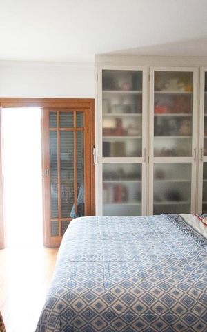 Casa à venda com 270m², 5 quartos e 4 vagasQuarto