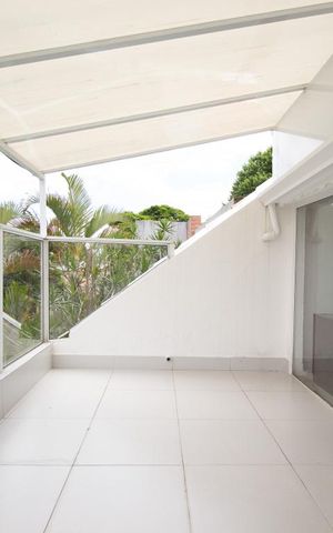 Casa à venda com 270m², 5 quartos e 4 vagasVaranda terraço