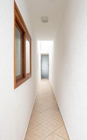 Casa à venda com 270m², 5 quartos e 4 vagasQuintal - Corredor
