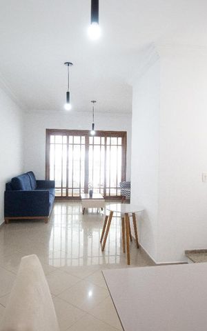 Casa à venda com 270m², 5 quartos e 4 vagasSala