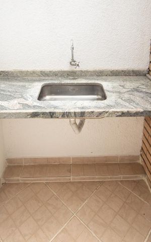 Casa à venda com 270m², 5 quartos e 4 vagasChurrasqueira