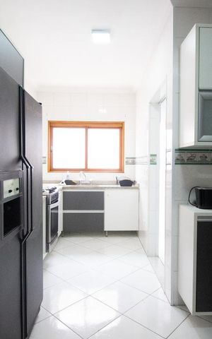 Casa à venda com 270m², 5 quartos e 4 vagasCozinha