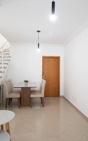 Casa à venda com 270m², 5 quartos e 4 vagasSala